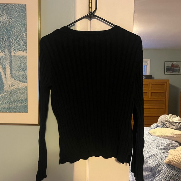 Telluride Clothing Co  Black  v-neck long sleeve ribbed sweater - Picture 14 of 15